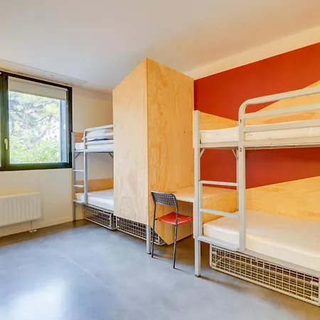 بيت شباب Auberge De Jeunesse Barbey - Youth Hostel Bordeaux بوردو