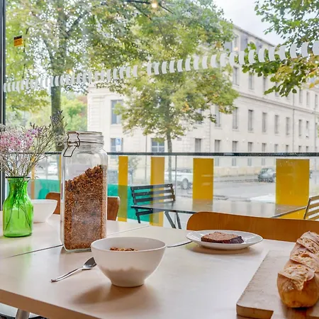 Auberge De Jeunesse Barbey - Youth Hostel Bordeaux *