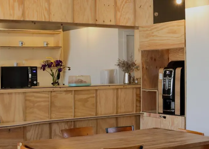 Barbey - Youth Hostel *