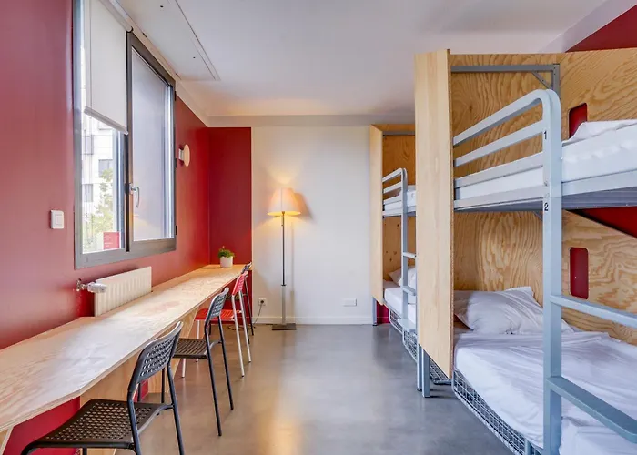 Barbey - Youth Hostel *